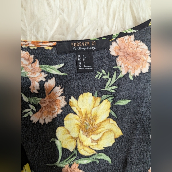 Forever 21 wrap dress high low - Picture 2 of 4